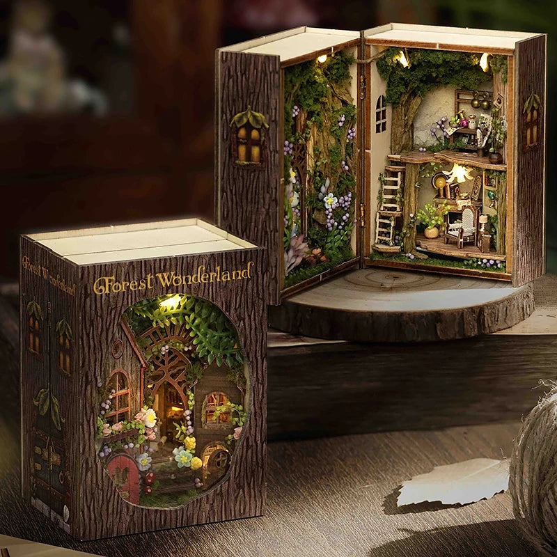 Forest Wonderland Miniature House Shop name