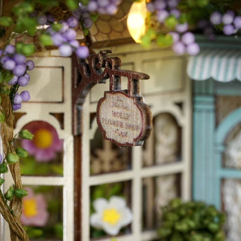 Coffee & Bakery Miniature House Shop name