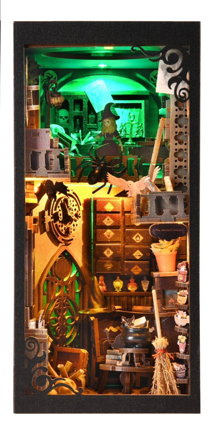Wizard Book Nook Shop name